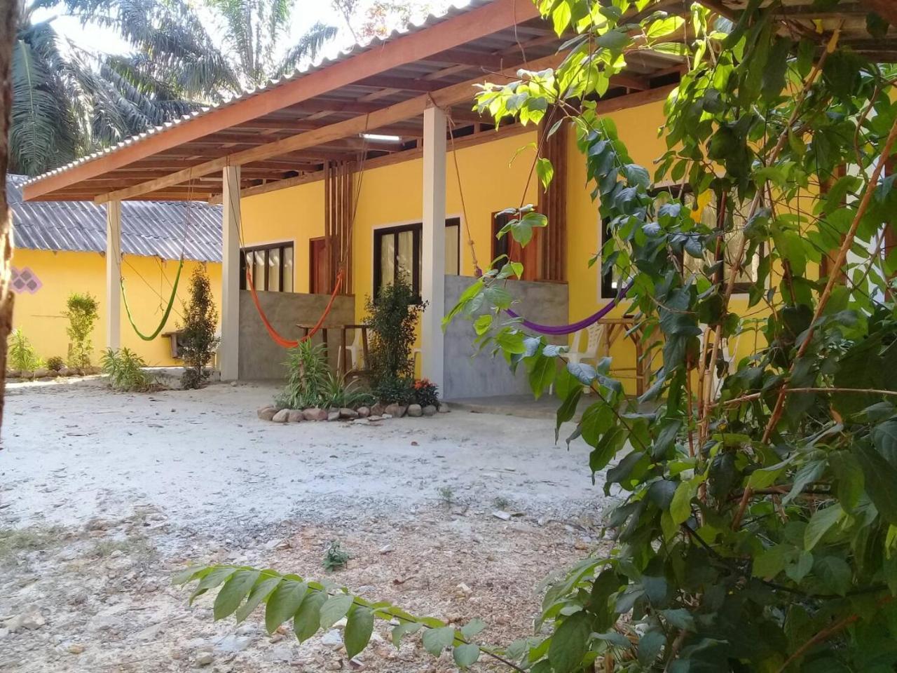 Som Palmgarden Hotel Koh Lanta Exterior photo
